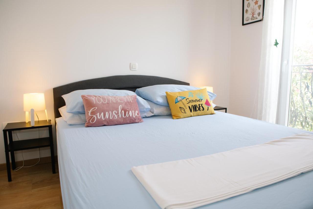 Sunny Apartment For 2 Murter Ngoại thất bức ảnh