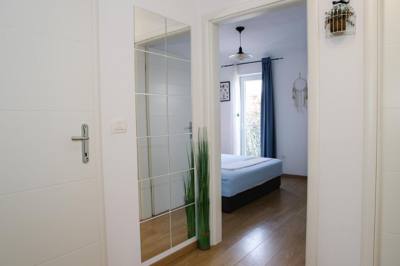 Sunny Apartment For 2 Murter Ngoại thất bức ảnh