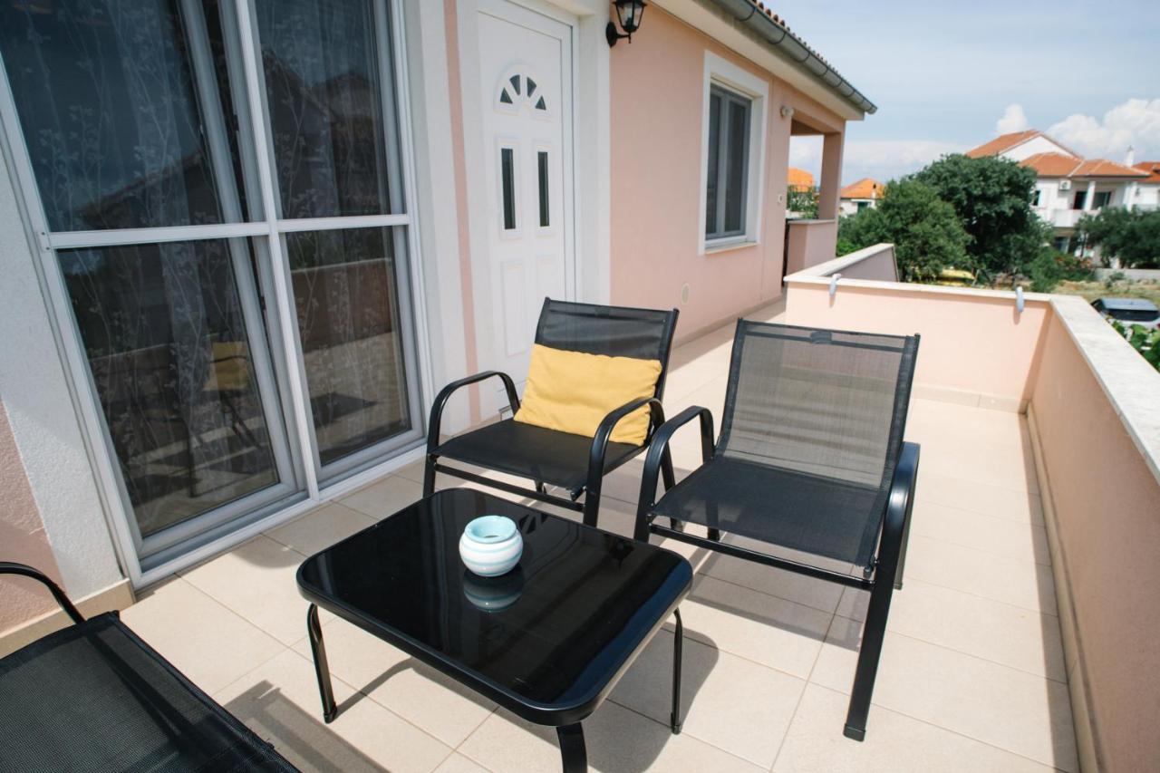 Sunny Apartment For 2 Murter Ngoại thất bức ảnh